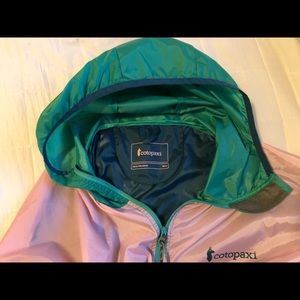 Cotopaxi women’s windbreaker - never worn size xs